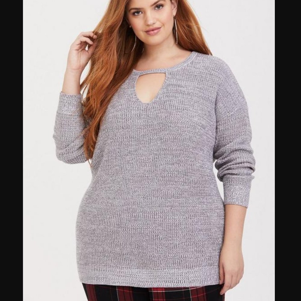 TORRID | Heather Gray Keyhole Neckline Knit Sweater Sz 1X